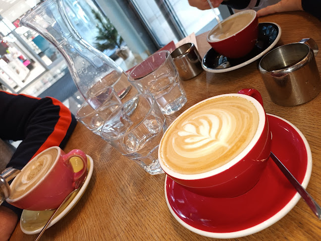 Opinii despre Moment în Liptovský Mikuláš - Gastronómia a pohostinstvo