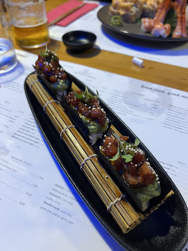 Opinii despre Iasai Food Bar & more în Bratislava - Gastronómia a pohostinstvo