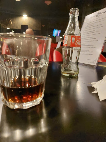 Comentarii opinii despre Club Hron