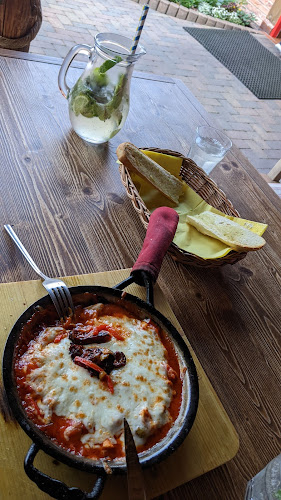 Comentarii opinii despre Habanero Steak Pub