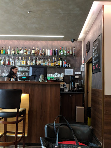 Mayor Café & Cocktail bar - Gastronómia a pohostinstvo