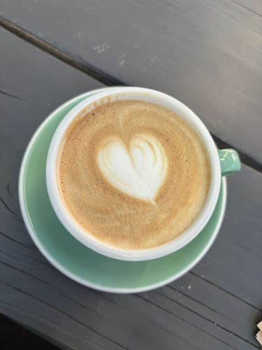 Opinii despre Antikvariát Kaviareň în Senec - Gastronómia a pohostinstvo