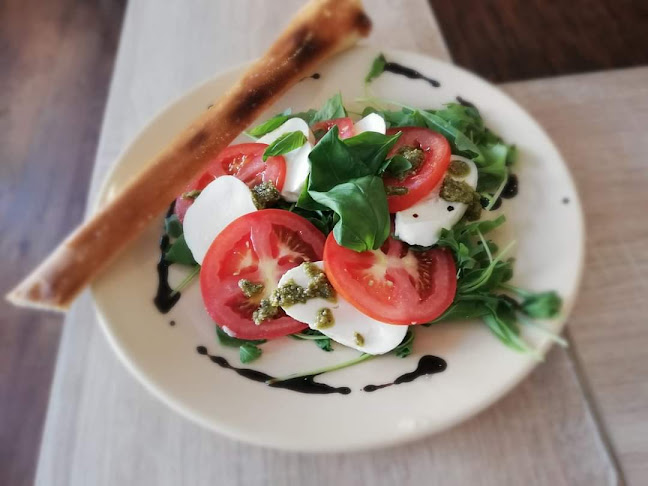 pizza corona - Gastronómia a pohostinstvo