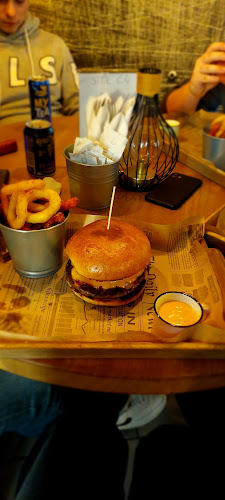 Odbojárov 297, 955 01 Topoľčany