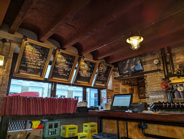 Kollárovo námestie 2932/23, 811 06 Bratislava