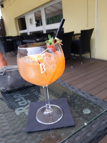 Raspberry Café & Drinks - Gastronómia a pohostinstvo