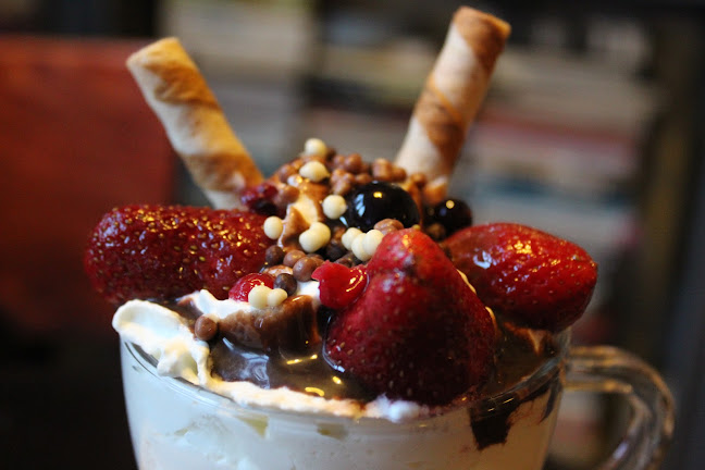 Comentarii opinii despre Antikvariát Kaviareň