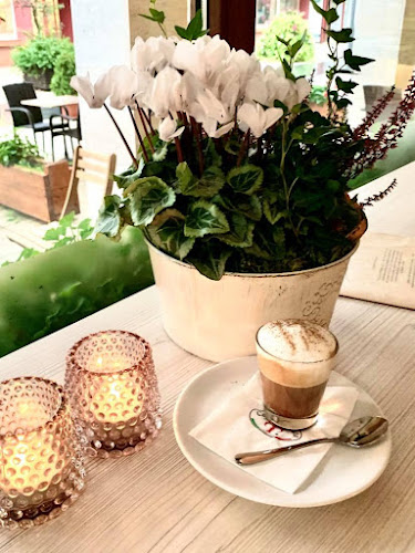 Kaviareň Pánbach - Nové Zámky