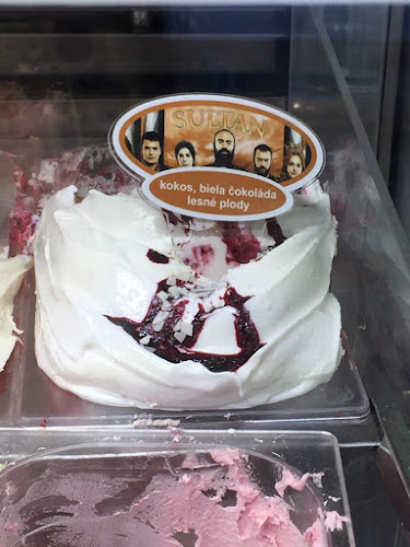 Opinii despre Balkánska Zmrzlina Caramello în Trenčín - Gastronómia a pohostinstvo