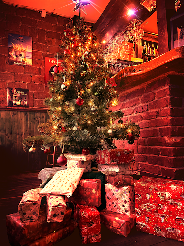 Opinii despre Luna Pub în Bratislava - Gastronómia a pohostinstvo