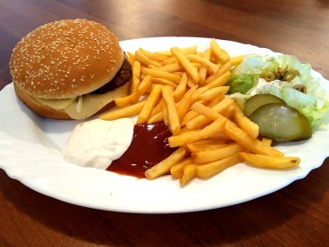 Opinii despre Reštaurácia na Hrade în Krušovce - Gastronómia a pohostinstvo