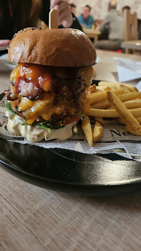 Pizza - Restaurant PEPEK - Gastronómia a pohostinstvo