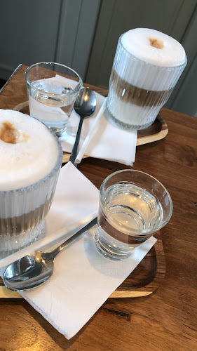 CAFFE 33 - Gastronómia a pohostinstvo