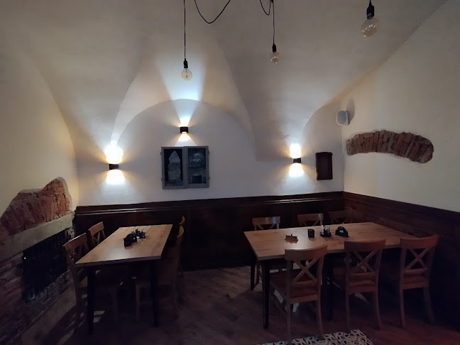 Reštaurácia Zbrojnoš