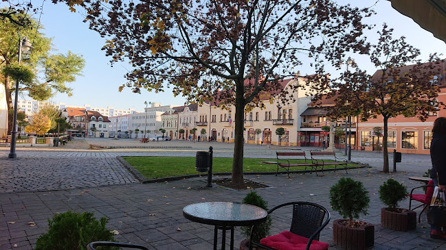 Comentarii opinii despre Simmetria Cukráreň