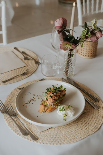 Opinii despre LaReunion • Zemiansky dvor în Šúrovce - Gastronómia a pohostinstvo