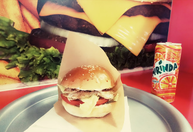 XXL burger - Gastronómia a pohostinstvo