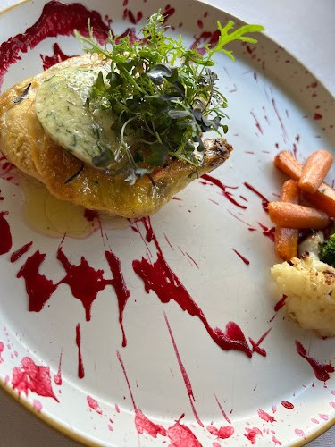 Savage Bistro Bar & Restaurant - Gastronómia a pohostinstvo