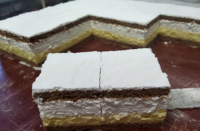 Opinii despre Cukrárenská výroba Dapek în Lipany - Gastronómia a pohostinstvo