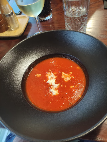 Emporio restaurant&pizza - Gastronómia a pohostinstvo