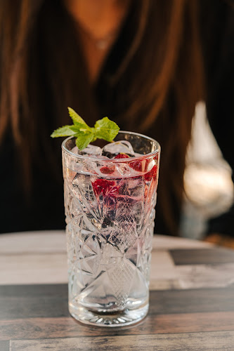 Trotuar cafe - Gastronómia a pohostinstvo