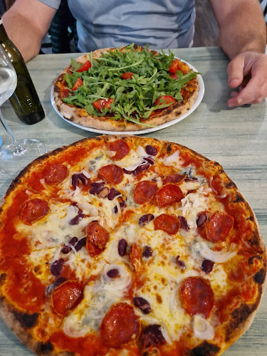 Opinii despre Pizzeria Leone în Sekčov - Gastronómia a pohostinstvo