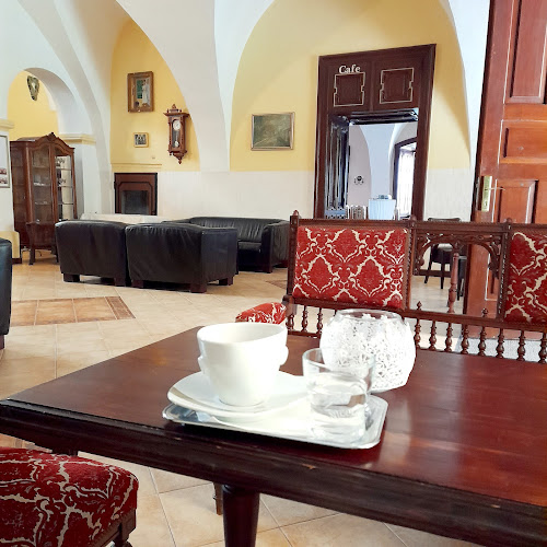 Comentarii opinii despre Kaštieľ Fričovce