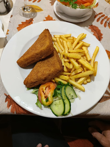 Opinii despre Reštaurácia a penzión Vén Diófa în Vozokany - Gastronómia a pohostinstvo