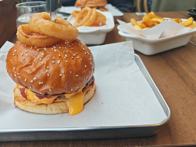 Michalská 9, 811 03 Bratislava