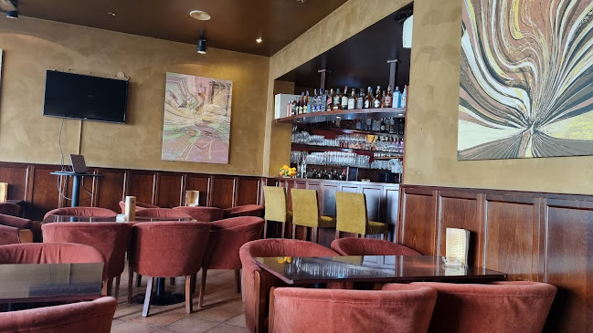 Opinii despre Paris Café în Bratislava - Gastronómia a pohostinstvo