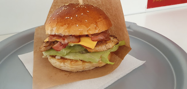 Opinii despre XXL burger în Staré Mesto - Gastronómia a pohostinstvo