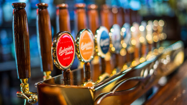 Opinii despre 17’s BAR în Bratislava - Gastronómia a pohostinstvo