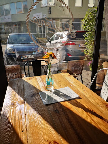 Bostonia Brunch & Lunch