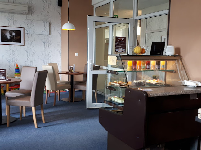 Comentarii opinii despre Trio Caffè