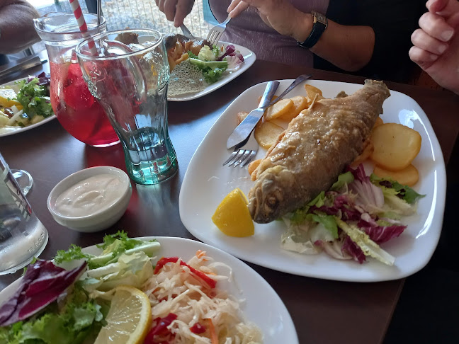 Reštaurácia Pri Jazere