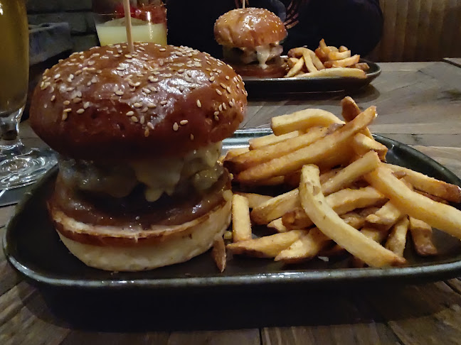 Comentarii opinii despre NOX Pradiareň