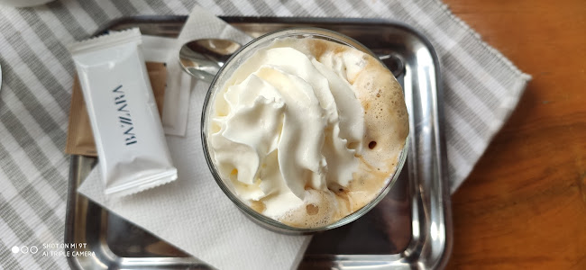 Kaviareň Avalon - Gastronómia a pohostinstvo