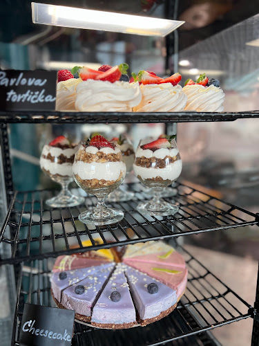 Opinii despre Kaviareň Vežička în Levice - Gastronómia a pohostinstvo