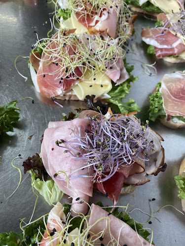 Business Caffe, Restaurant - Gastronómia a pohostinstvo