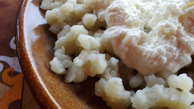 Motel Tribeč - Reštaurácia, predajňa syrov a vín - Tesárske Mlyňany