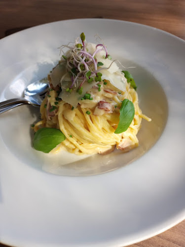 Central Café and restaurant - Gastronómia a pohostinstvo