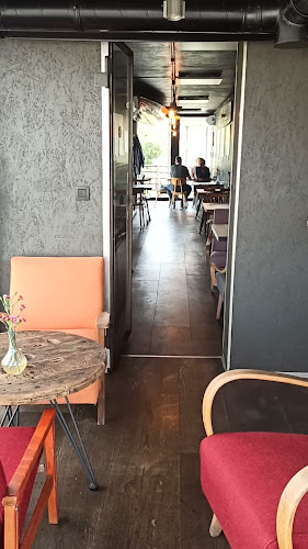 Opinii despre Kontajner na Riviére II în Bratislava - Gastronómia a pohostinstvo