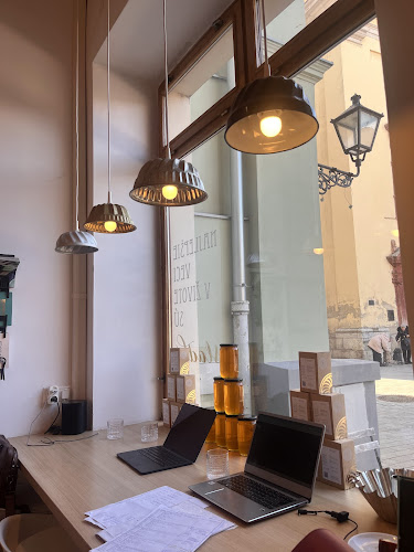 Opinii despre Bábovka café & bakery în Trnava - Gastronómia a pohostinstvo