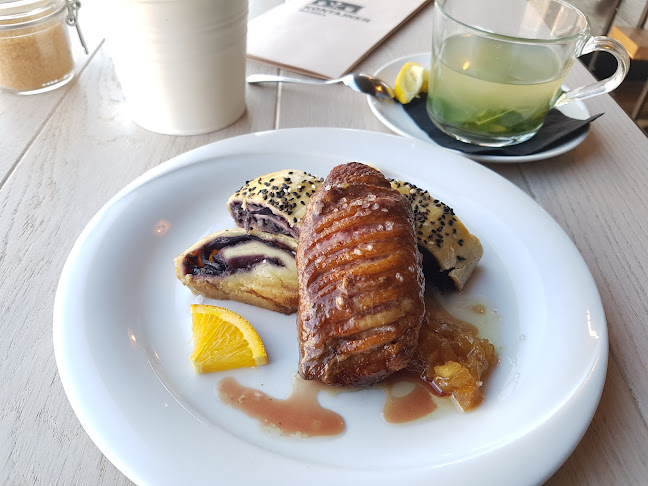 Opinii despre Kontajner na Riviére II în Bratislava - Gastronómia a pohostinstvo