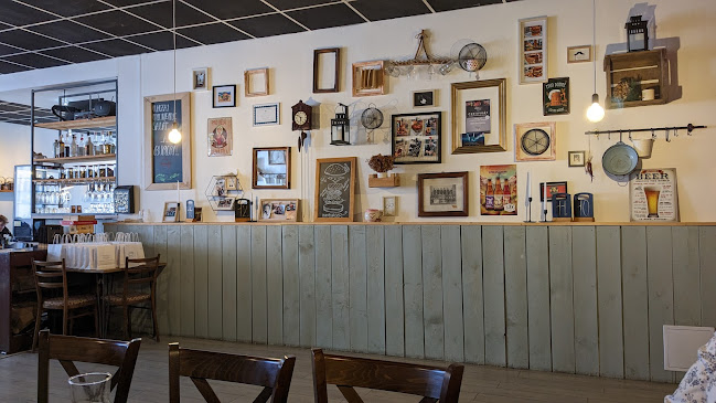 Bistro-Bar-Marina - Gastronómia a pohostinstvo