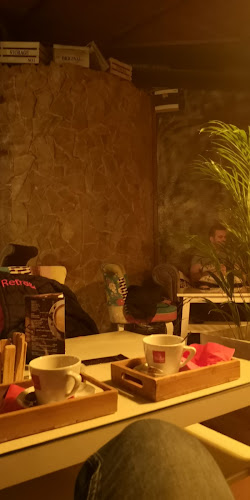 C&S Cafe and Shisha - Gastronómia a pohostinstvo