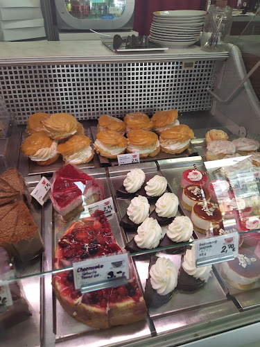 Opinii despre Cukráreň u Lucky în Karlova Ves - Gastronómia a pohostinstvo