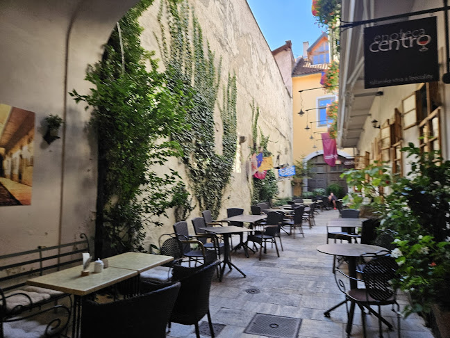 Café Racine - Gastronómia a pohostinstvo