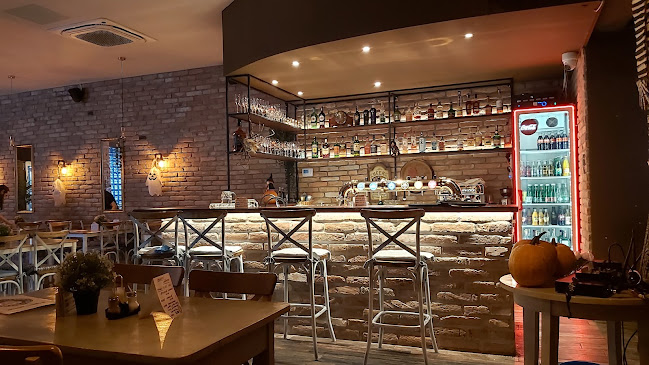 Old Brick Pub - Gastronómia a pohostinstvo