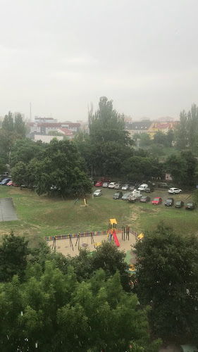 Opinii despre Tržnica Nové Zámky în Nové Zámky - Gastronómia a pohostinstvo